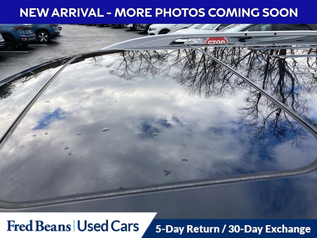 Used 2017 INFINITI QX80 4WD image 8