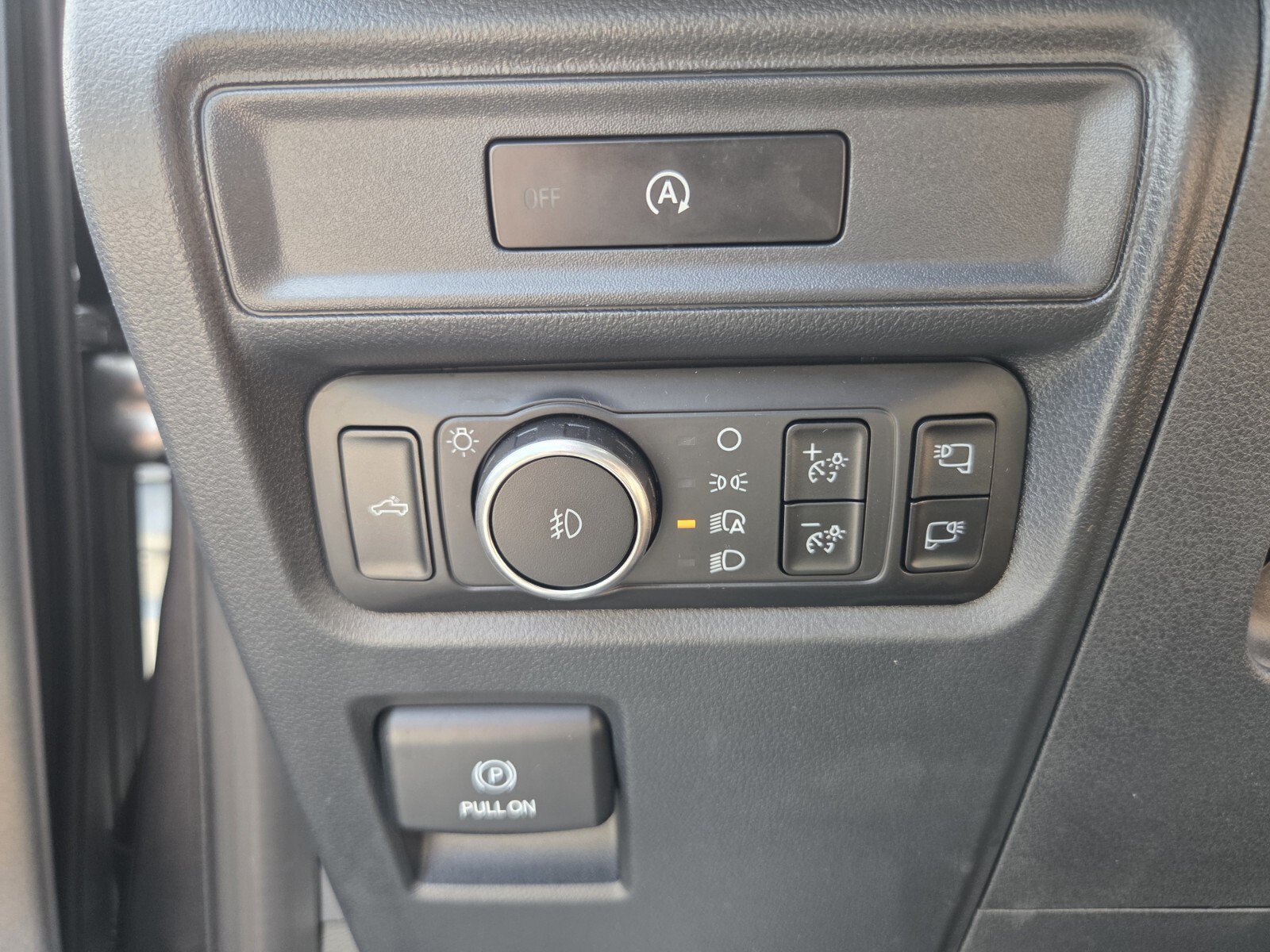 Used 2025 Ford F150 XLT w/ Equipment Group 302A MID AWD/4WD image 21