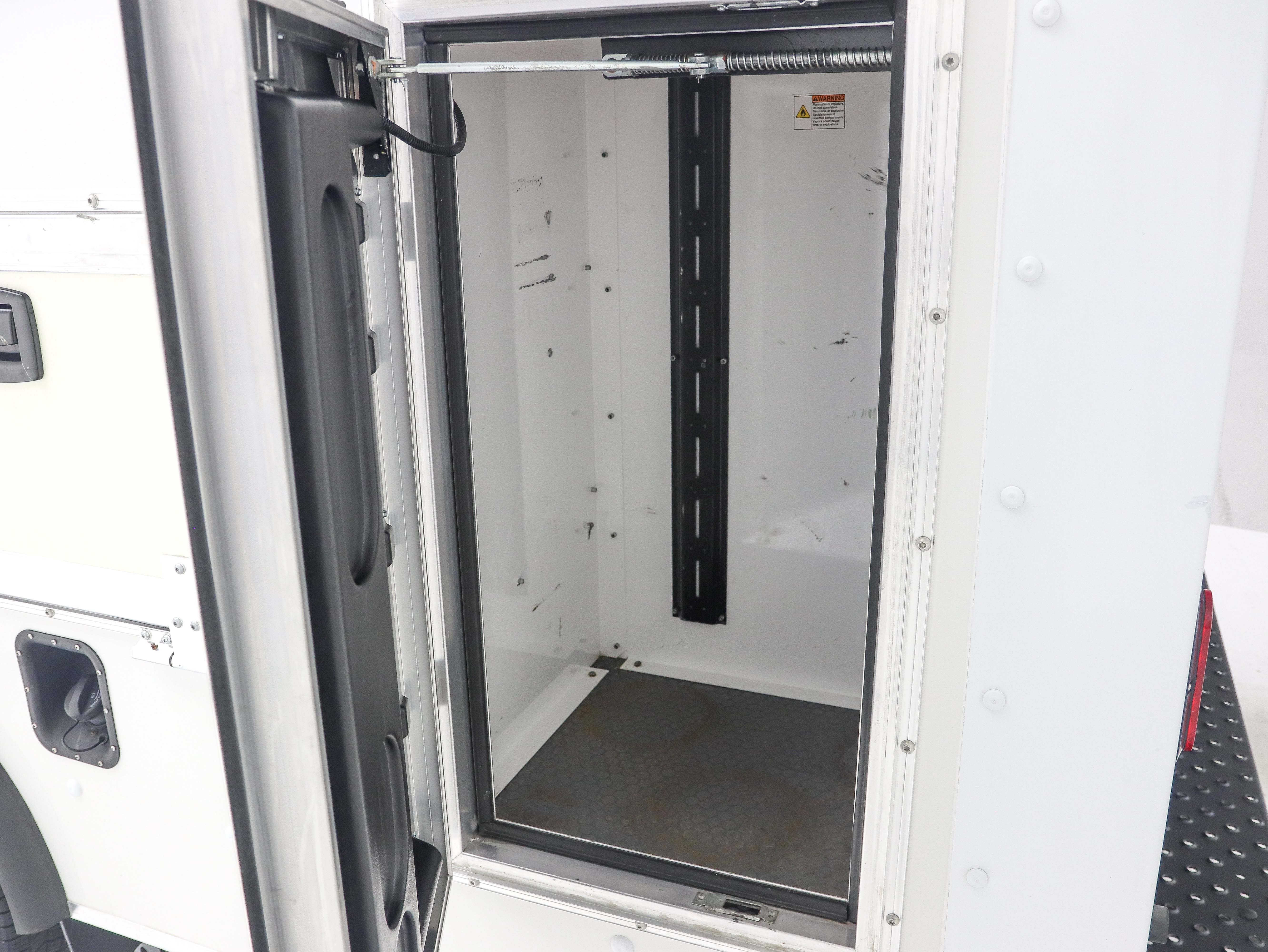 Used 2023 Ford E-450 and Econoline 450 Super Duty w/ Power Windows & Locks Group RWD image 11