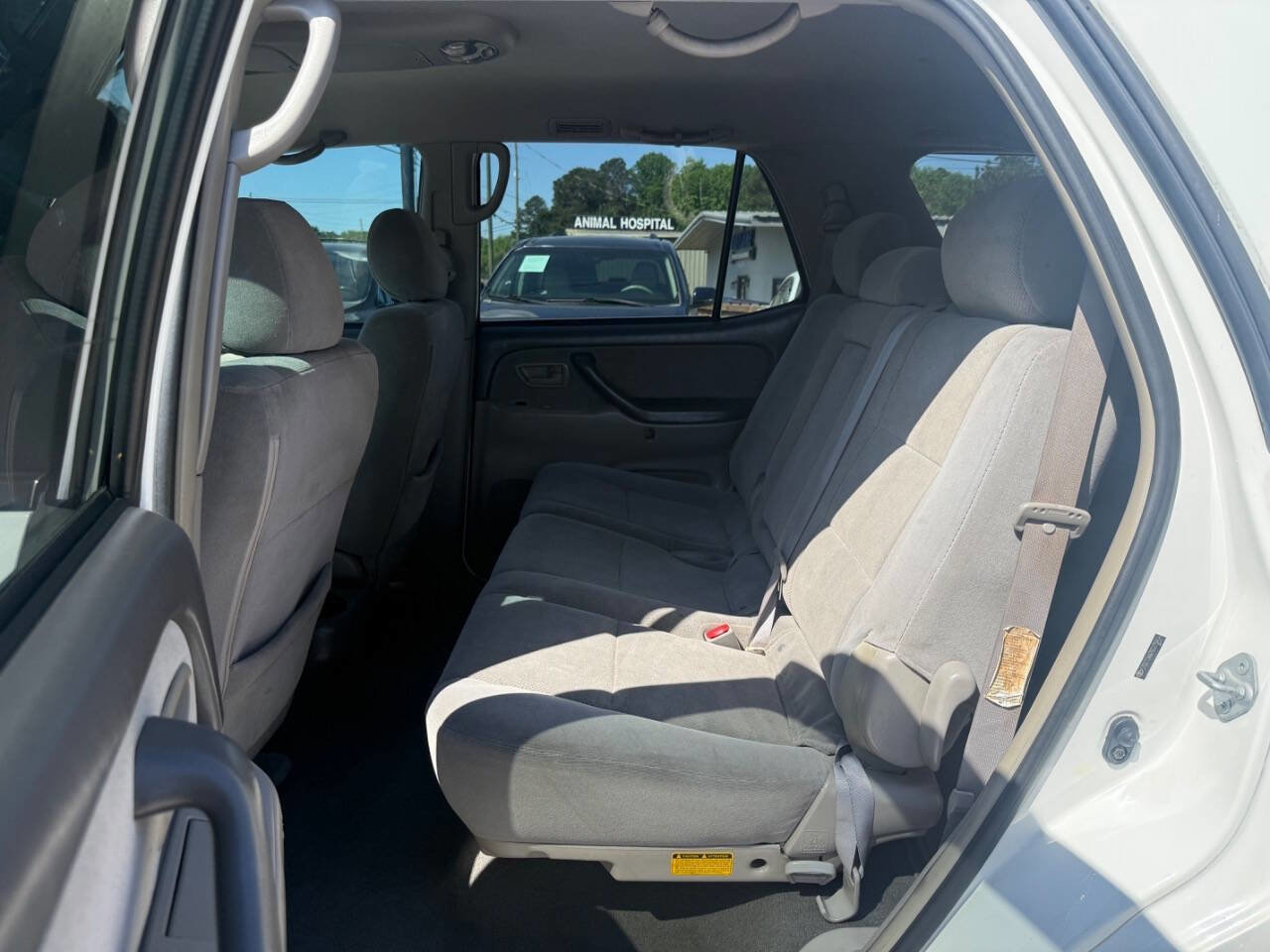 Used 2006 Toyota Sequoia SR5 RWD image 11