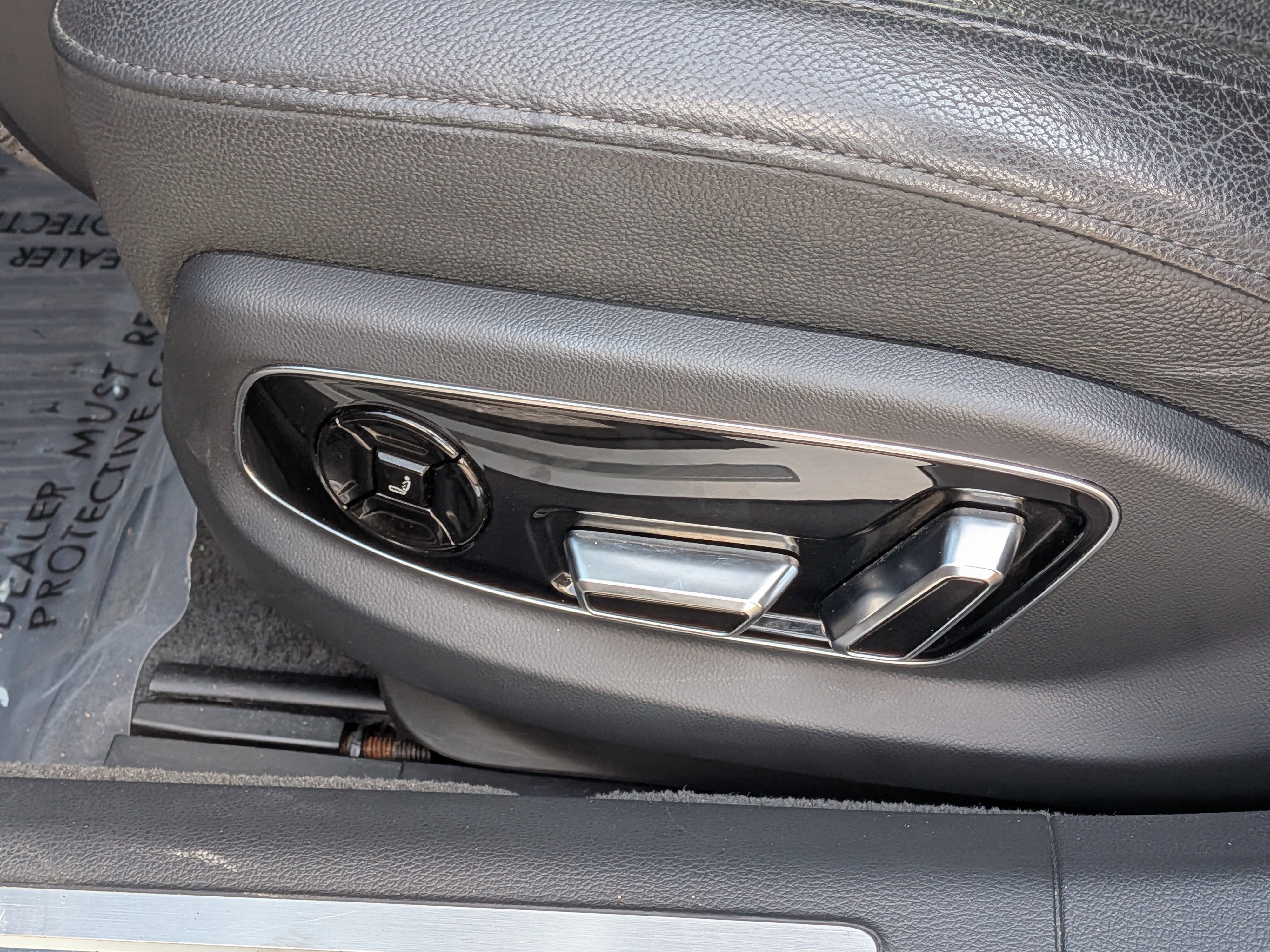 Used 2020 Audi A8 L 4.0T w/ Executive Package image 22