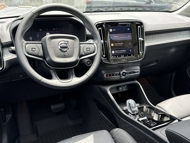 New 2024 Volvo XC40 B5 Plus w/ Climate Package AWD/4WD image 22
