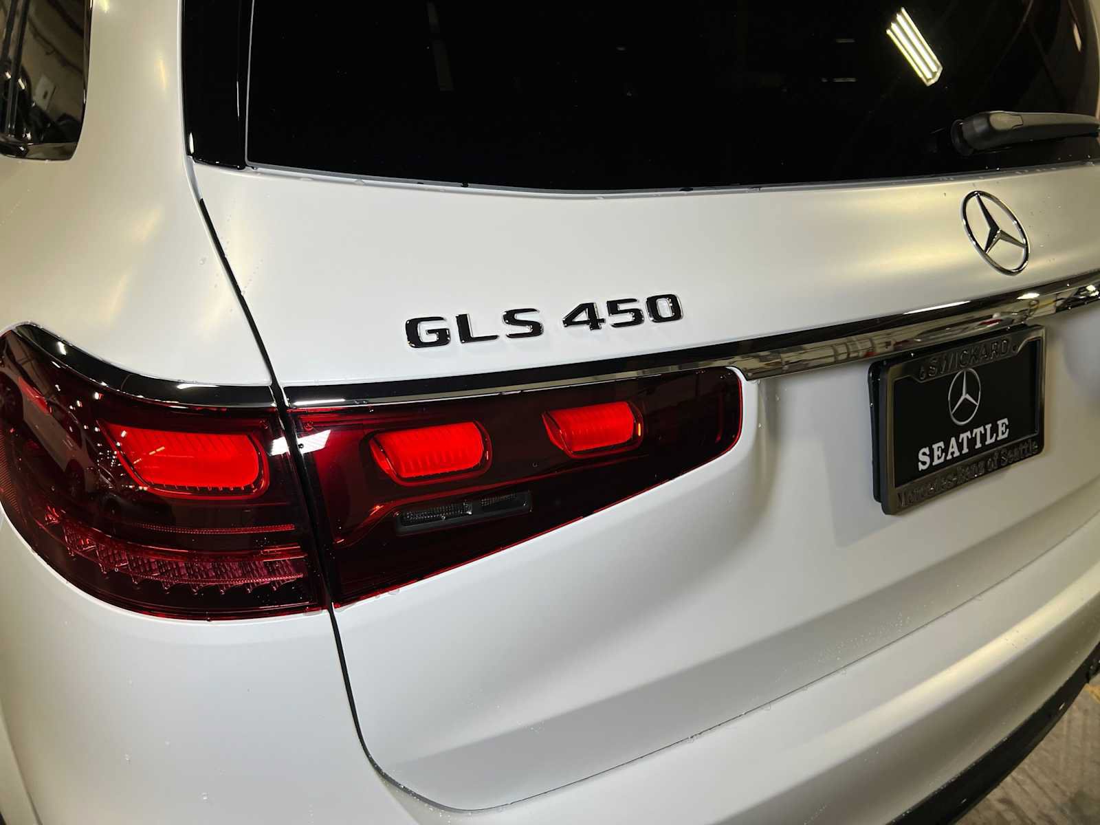 New 2026 Mercedes-Benz GLS 450 4MATIC image 14