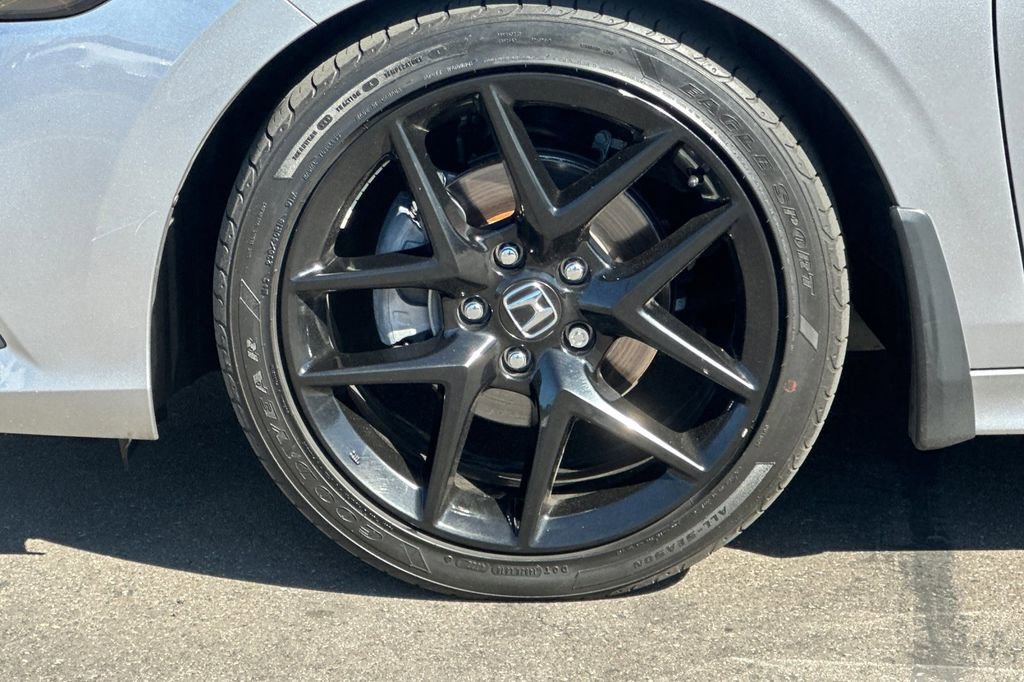 Used 2023 Honda Civic Sport image 28