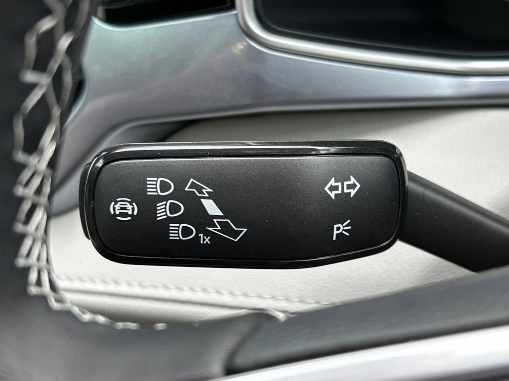 New 2026 Volkswagen Taos SEL AWD/4WD image 29