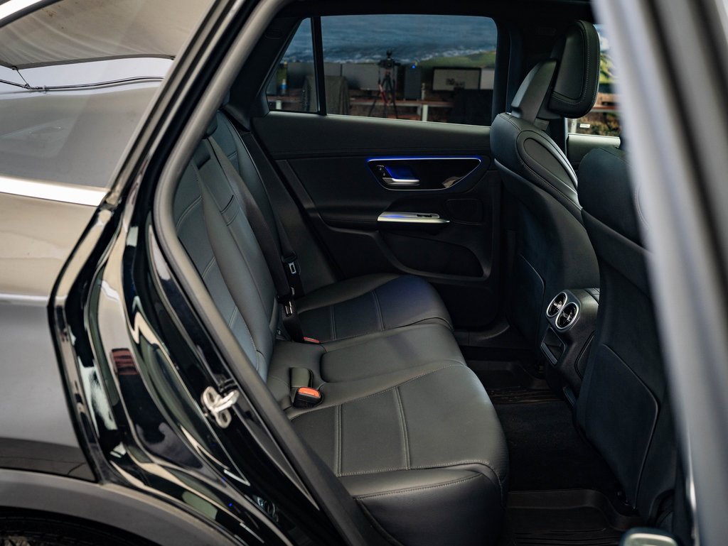 Certified 2025 Mercedes-Benz GLC 300 GLC 300 image 37