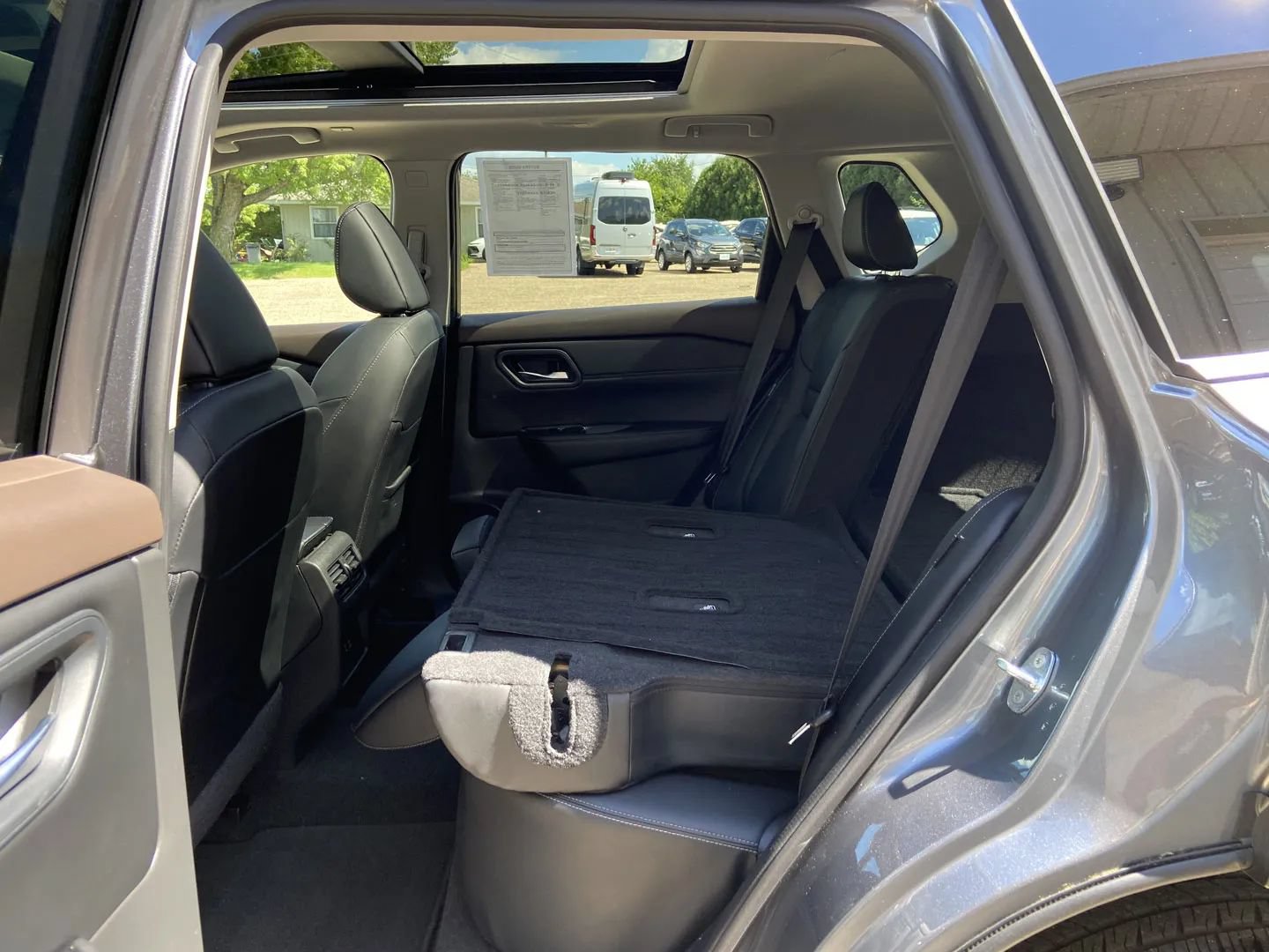 Used 2023 Nissan Rogue SL AWD/4WD image 26