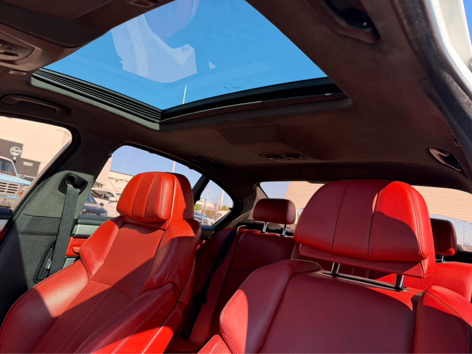 Used 2014 BMW M5 image 11