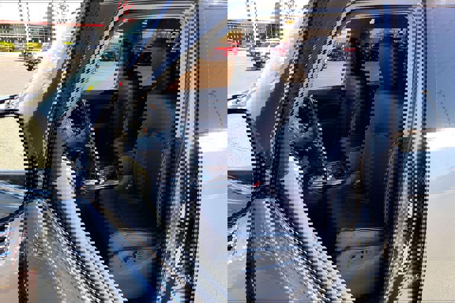 Used 2019 INFINITI QX80 Luxe image 8