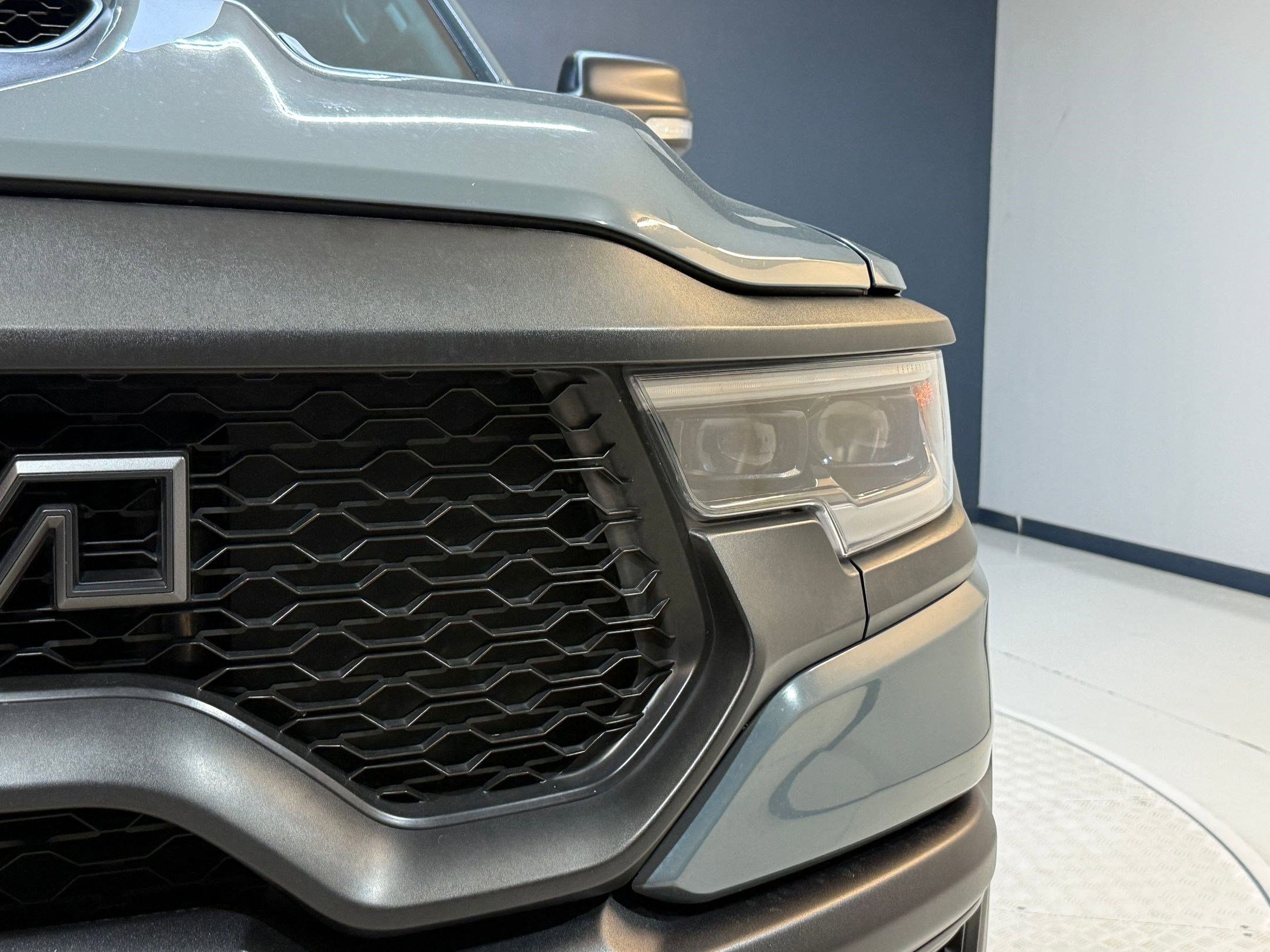 Used 2021 RAM 1500 TRX w/ TRX Lanuch Edition image 11