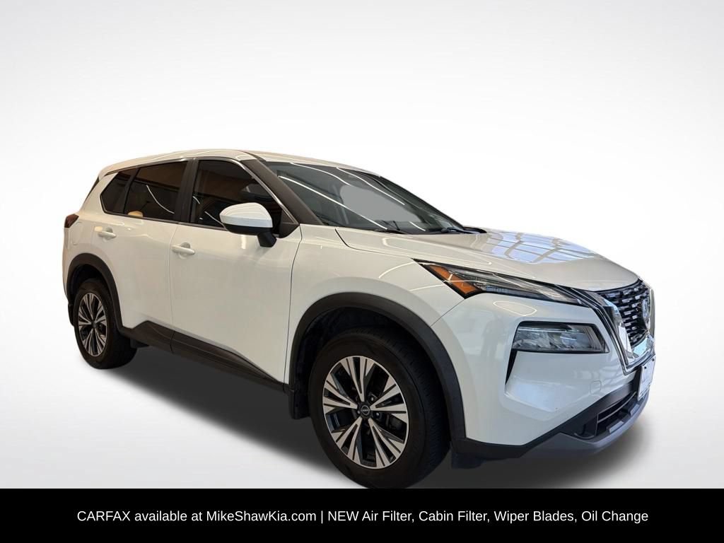 Used 2023 Nissan Rogue SV FWD image 4