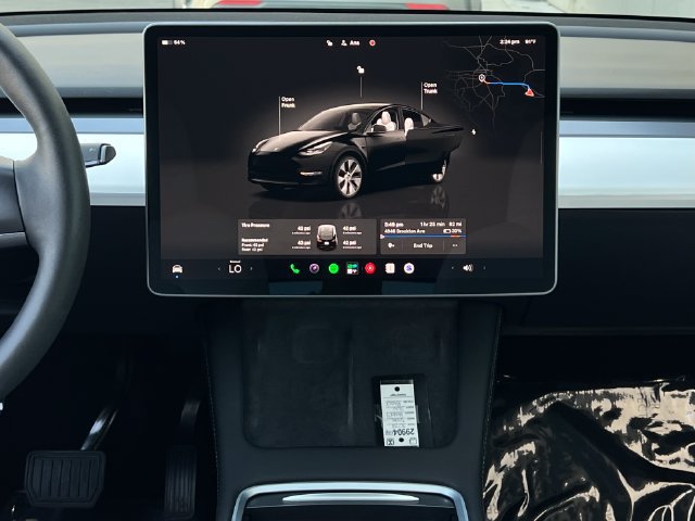 Used 2023 Tesla Model Y Long Range AWD/4WD image 31