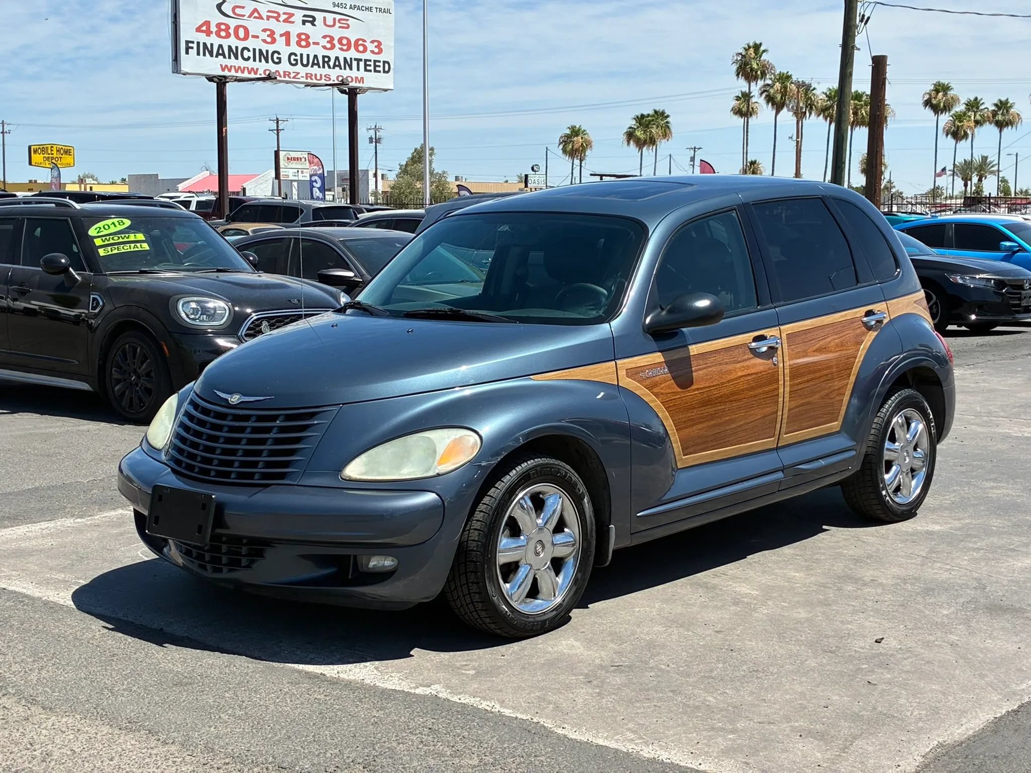 Used 2003 Chrysler PT Cruiser Limited FWD image 2