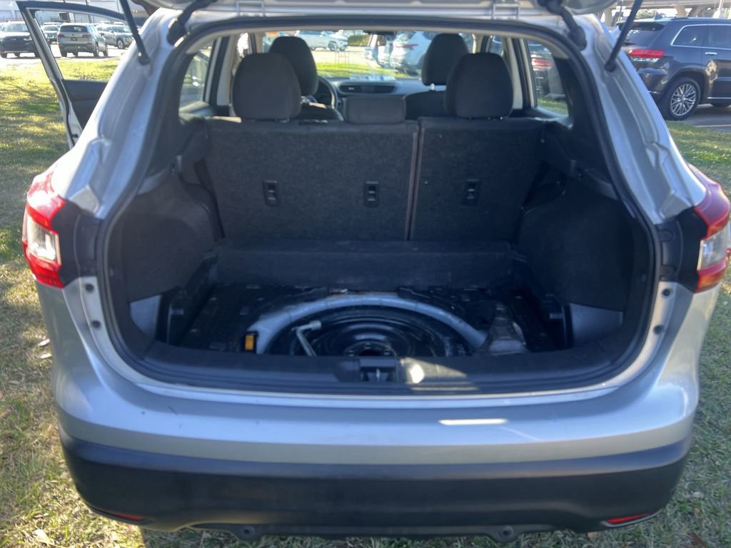 Used 2020 Nissan Rogue Sport S w/ Appearance Package image 15