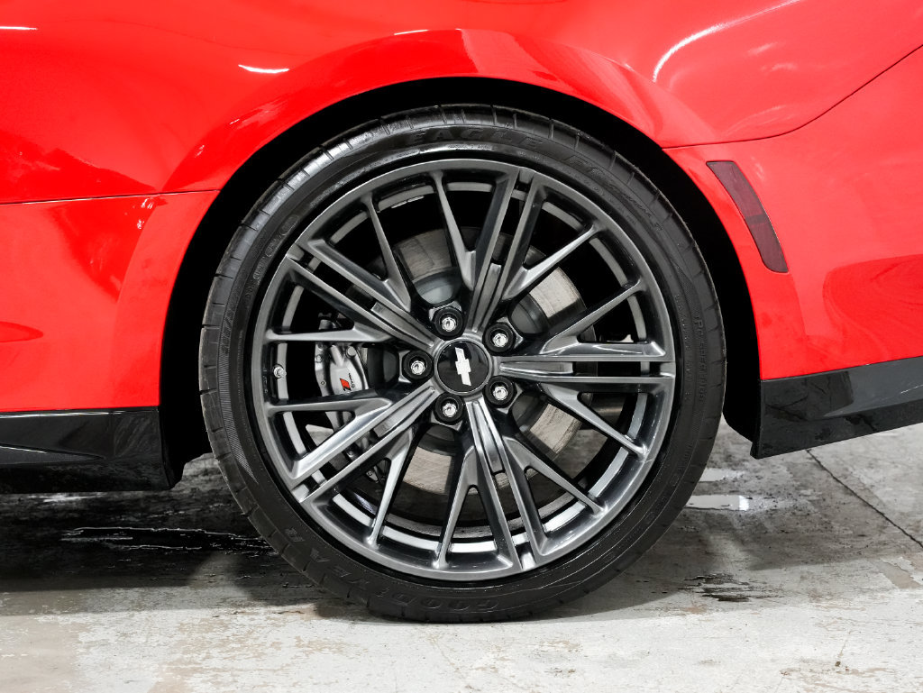 Used 2017 Chevrolet Camaro ZL1 RWD image 39
