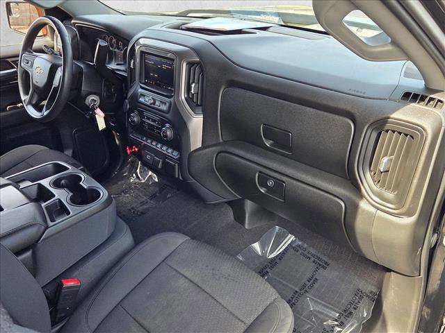 Used 2020 Chevrolet Silverado 1500 Custom w/ Custom Value Package image 21