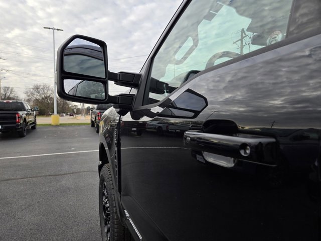 New 2026 Ford F350 Lariat w/ Black Appearance Package image 28