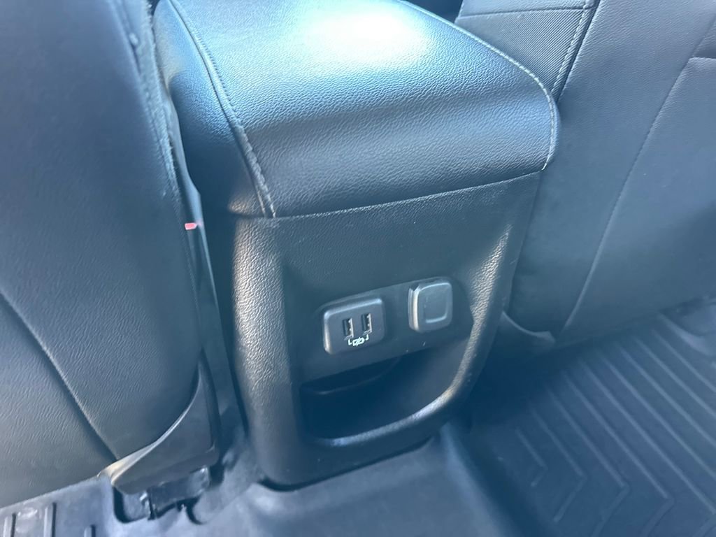 Used 2022 GMC Canyon Elevation w/ Elevation Premium Package image 15