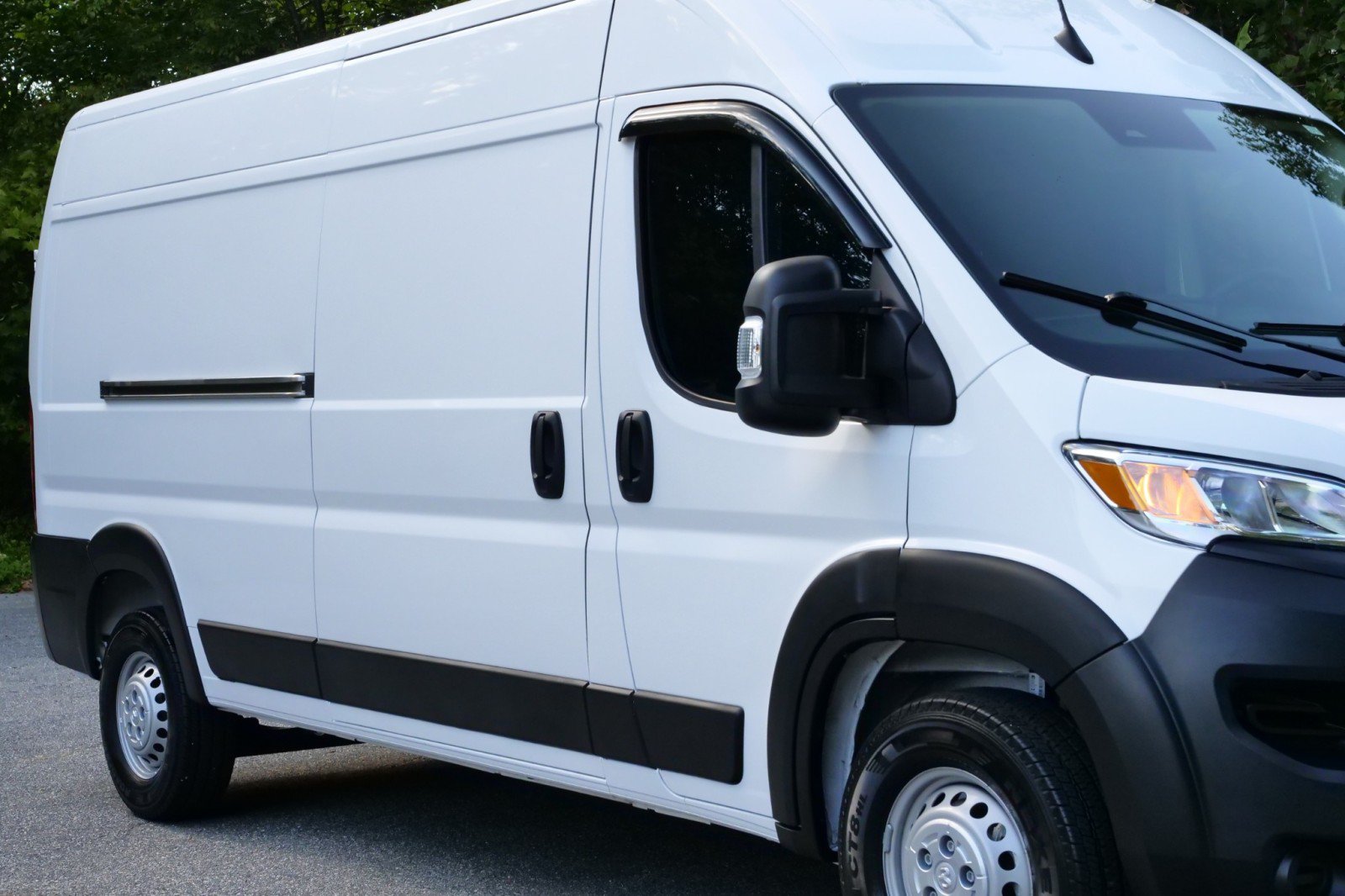 Used 2024 RAM ProMaster 2500 FWD image 38