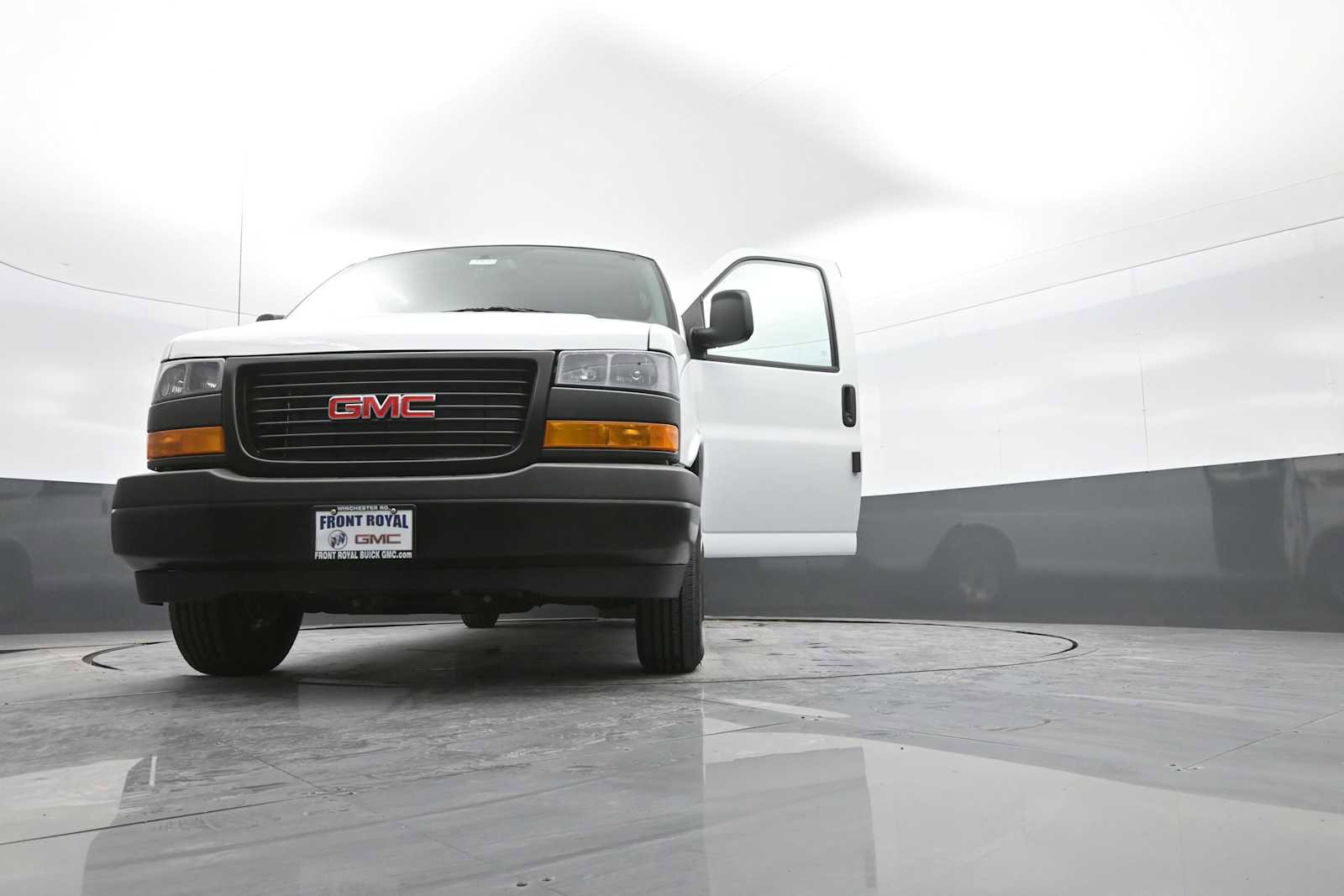 New 2026 GMC Savana 3500 Extended image 30