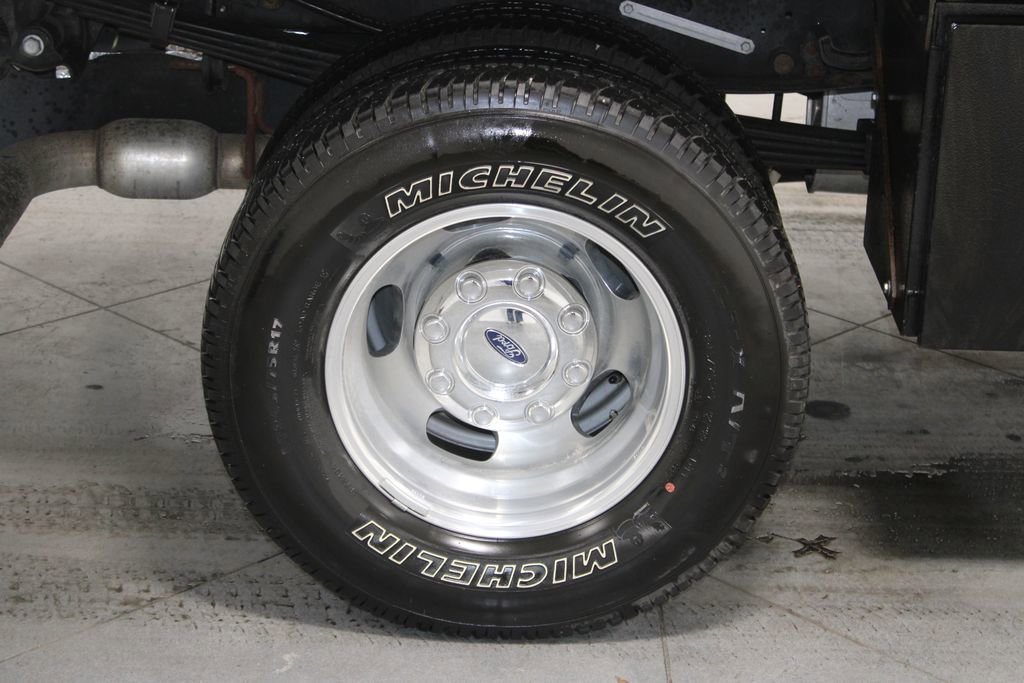 Used 2023 Ford F350 XL w/ Snow Plow Prep Package image 14