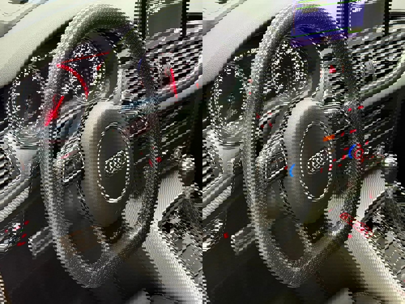 Used 2016 Audi RS 7 Prestige w/ RS 7 Dynamic Package image 30