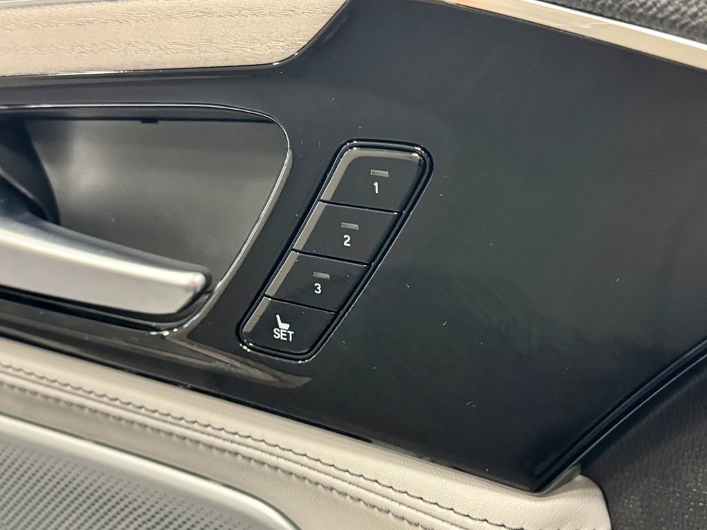 New 2026 Acura MDX w/ Advance Package image 15