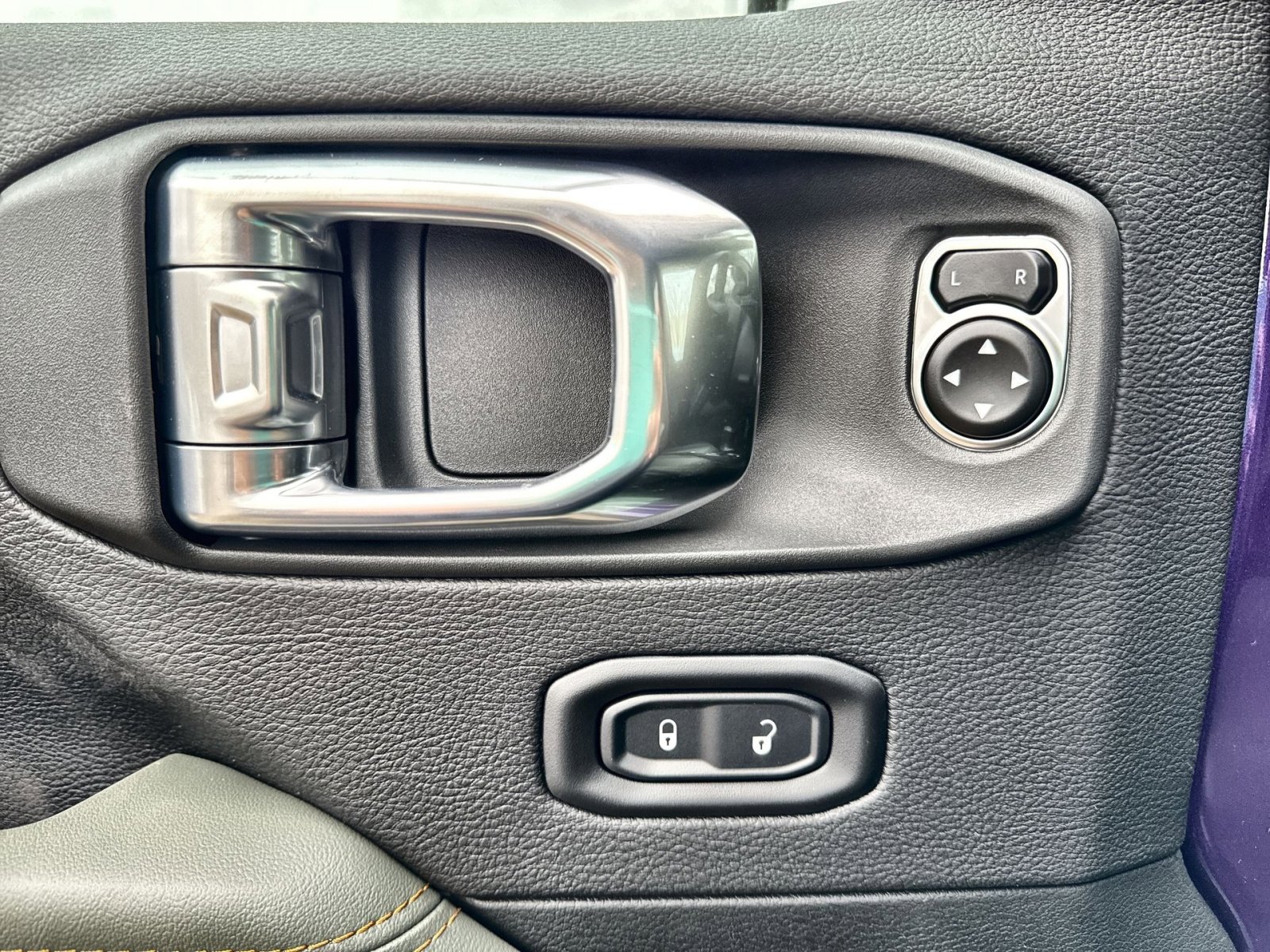 New 2026 Jeep Gladiator Mojave image 15