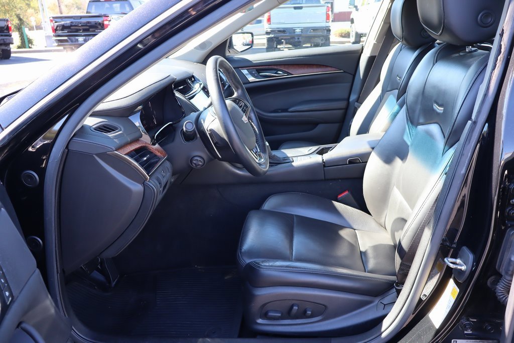 Used 2019 Cadillac CTS Luxury image 3