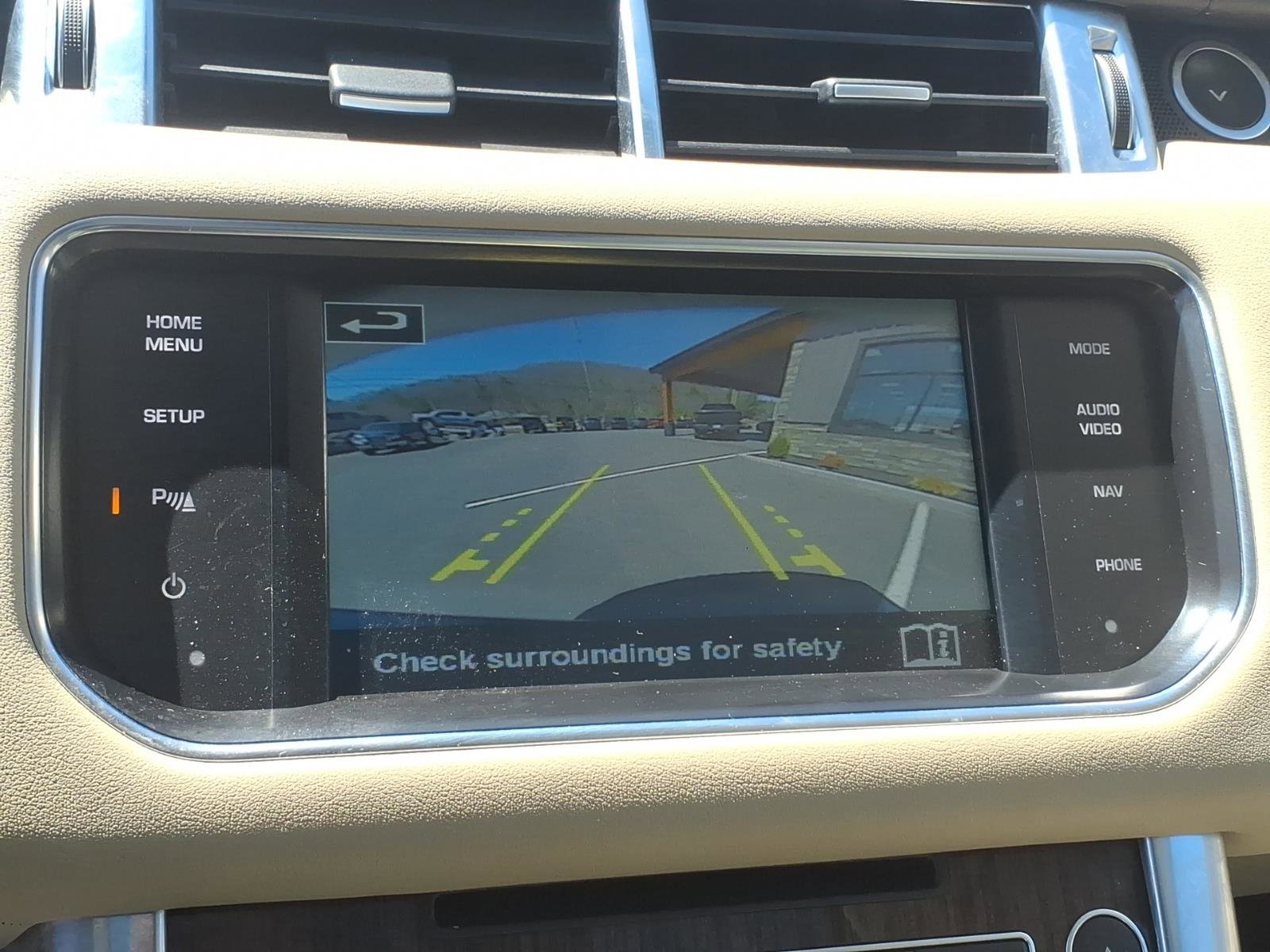 Used 2015 Land Rover Range Rover Sport HSE image 14