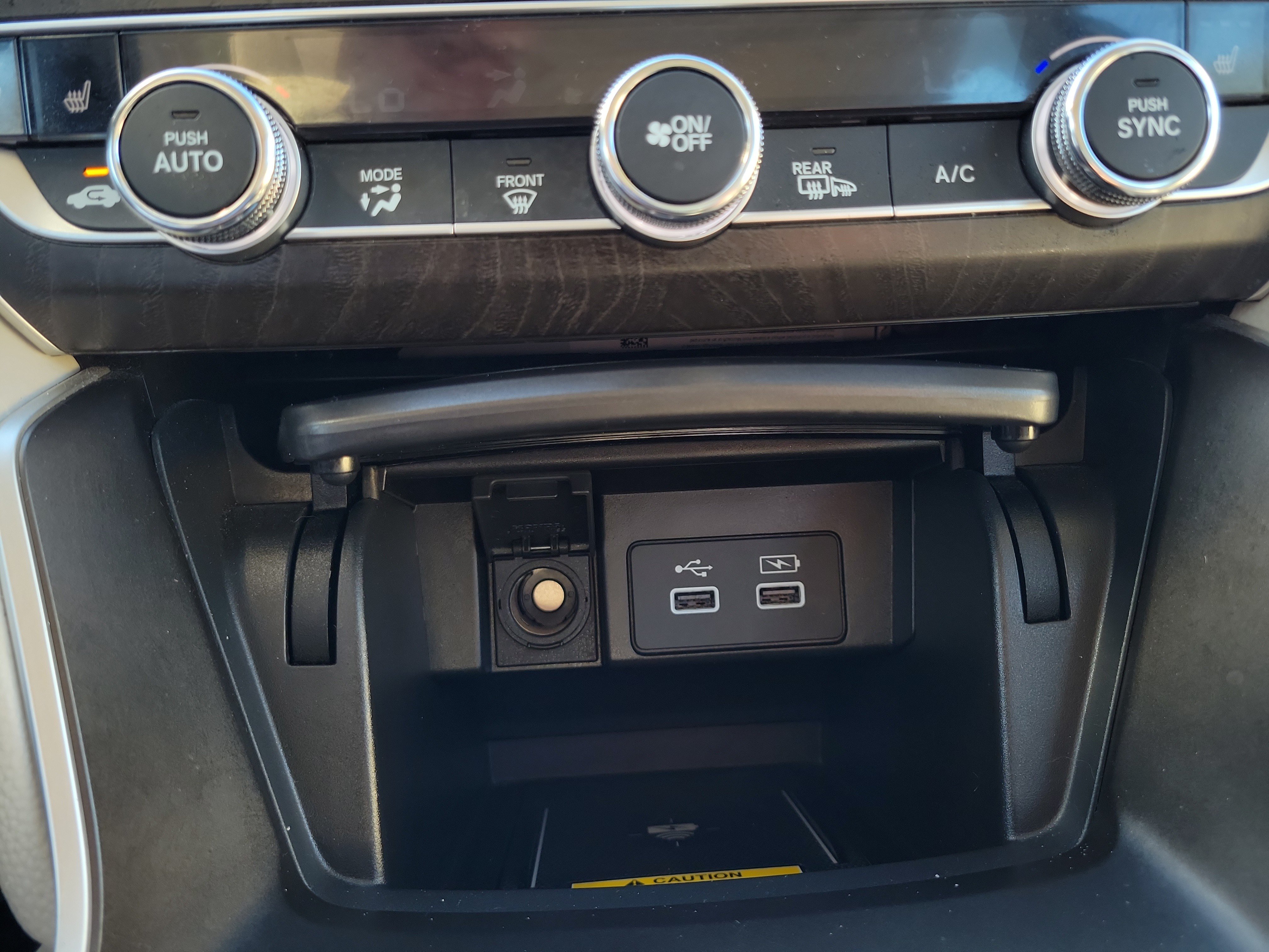 Used 2021 Honda Accord Touring image 23