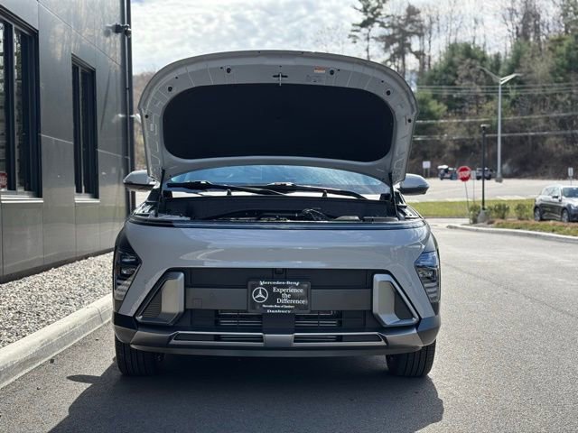 Used 2025 Hyundai Kona Limited image 70