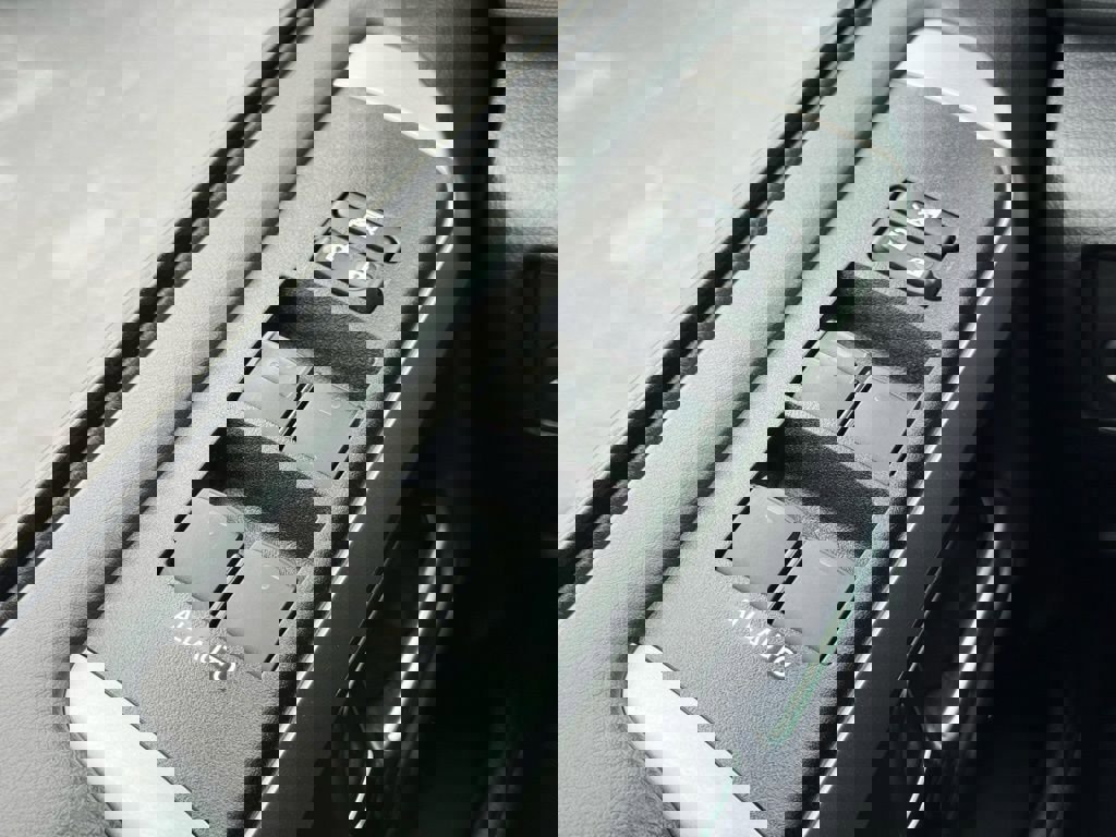 Certified 2024 Toyota 4Runner SR5 Premium image 25