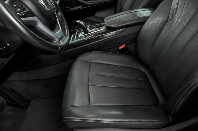 Used 2018 BMW X5 sDrive35i RWD image 17