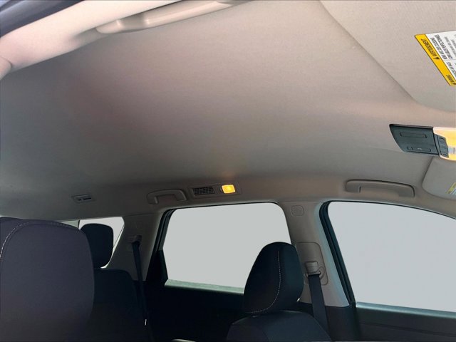 Used 2024 Nissan Pathfinder SV FWD image 17