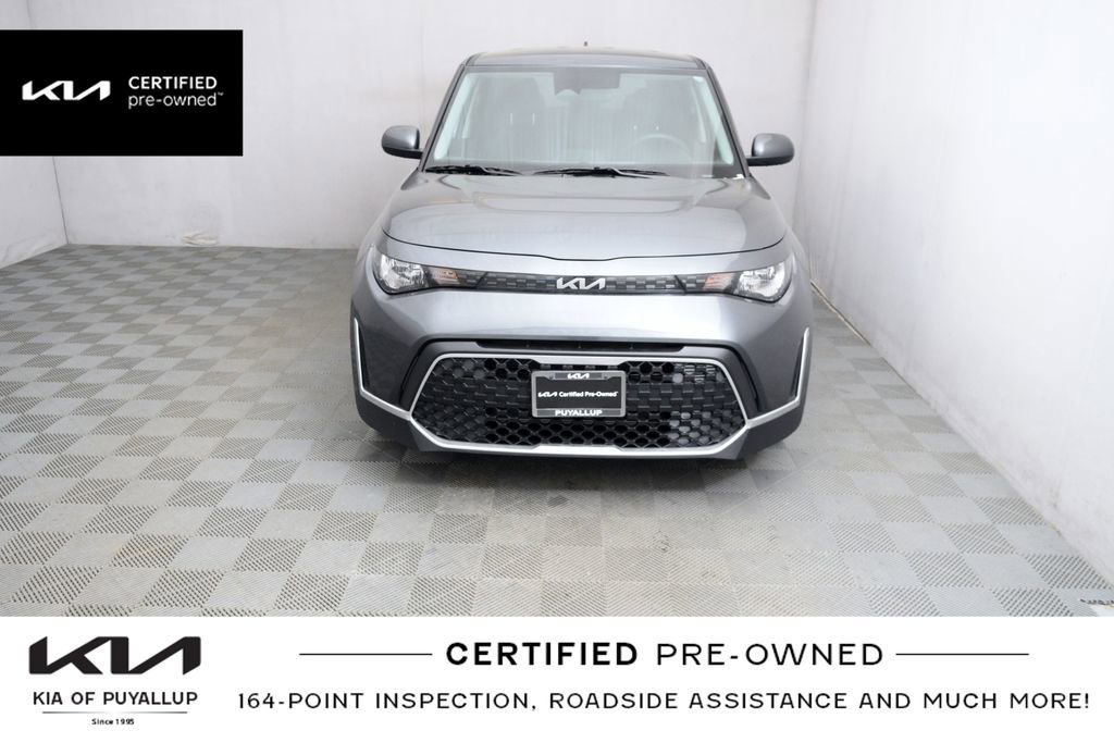 Certified 2025 Kia Soul LX FWD image 3