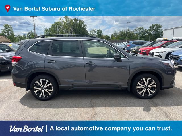 Used 2023 Subaru Forester Limited AWD/4WD image 7