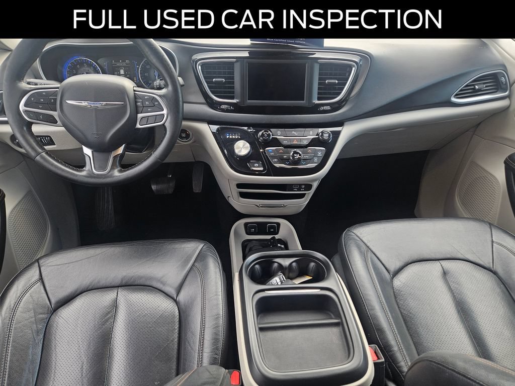 Used 2020 Chrysler Pacifica Touring-L FWD image 9