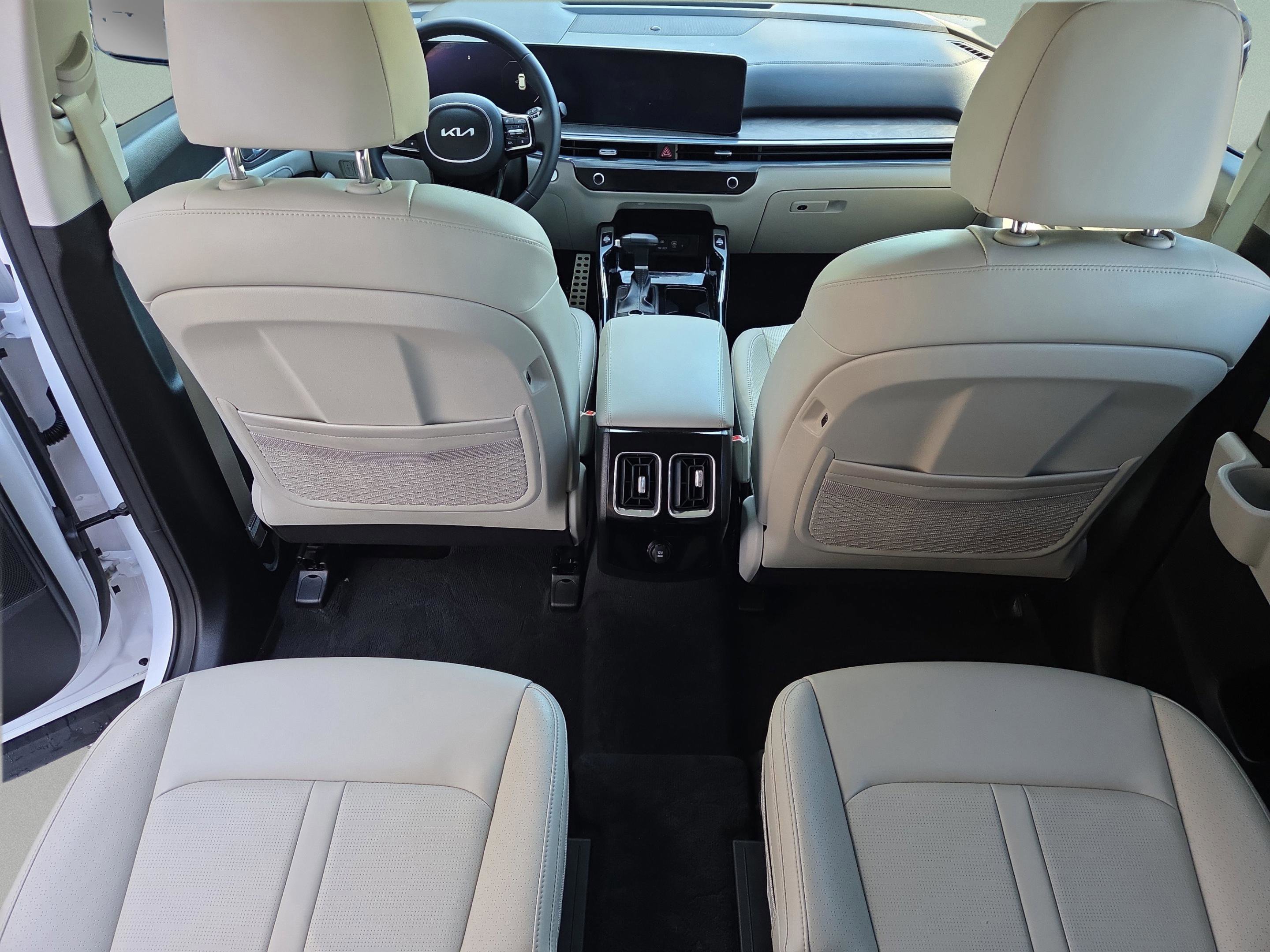 Used 2024 Kia Sorento SX image 31