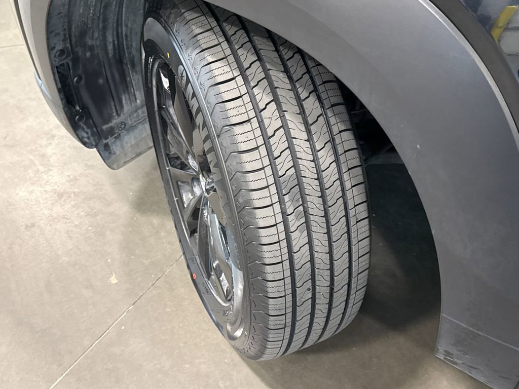 Certified 2025 MAZDA CX-50 AWD 2.5 S w/ Preferred Package image 18