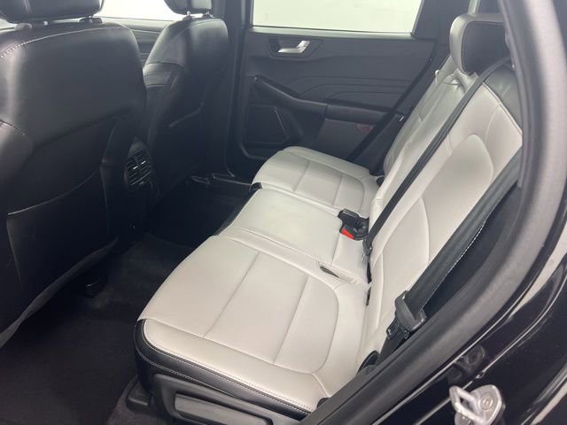 Used 2023 Ford Escape Platinum image 11