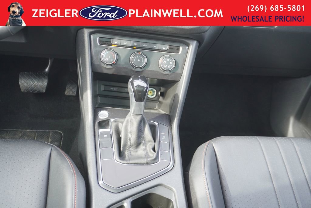 Used 2024 Volkswagen Tiguan Wolfsburg Edition image 19