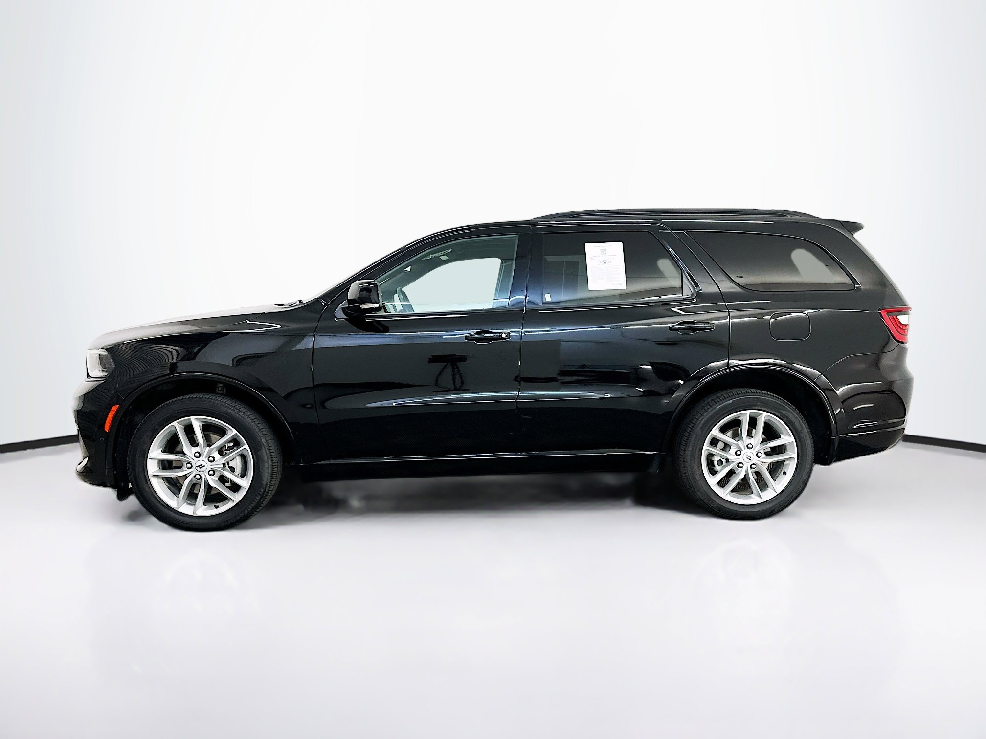 Used 2025 Dodge Durango GT image 4
