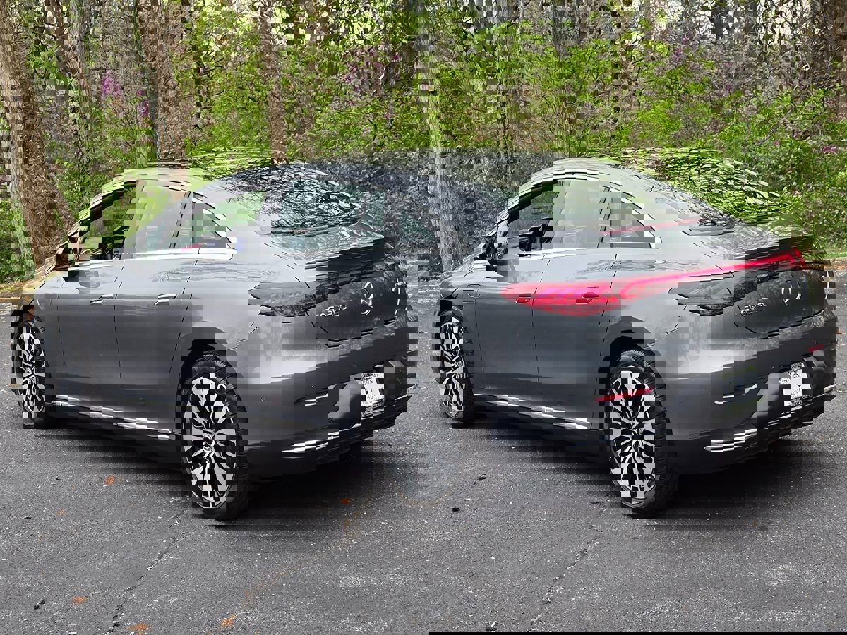 Used 2023 Mercedes-Benz EQE 350+ 4MATIC Sedan w/ Exclusive Trim Package image 4