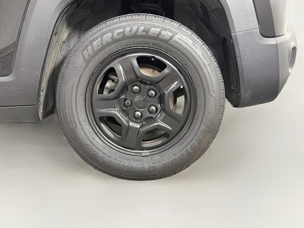 Used 2020 Jeep Renegade Sport FWD image 29