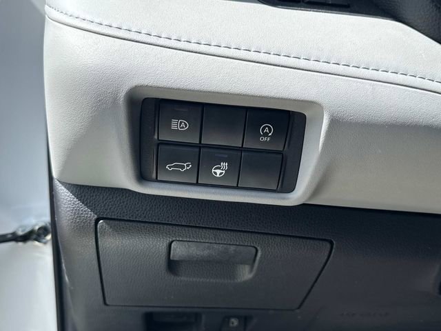 Used 2023 Toyota Highlander Limited image 28