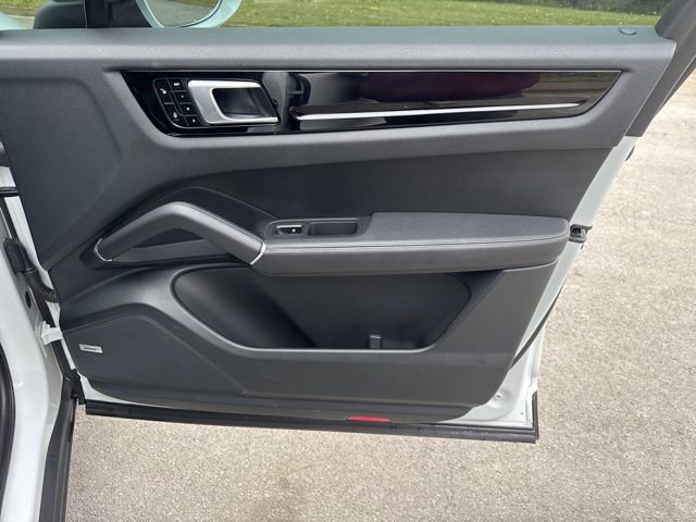 Used 2019 Porsche Cayenne image 10