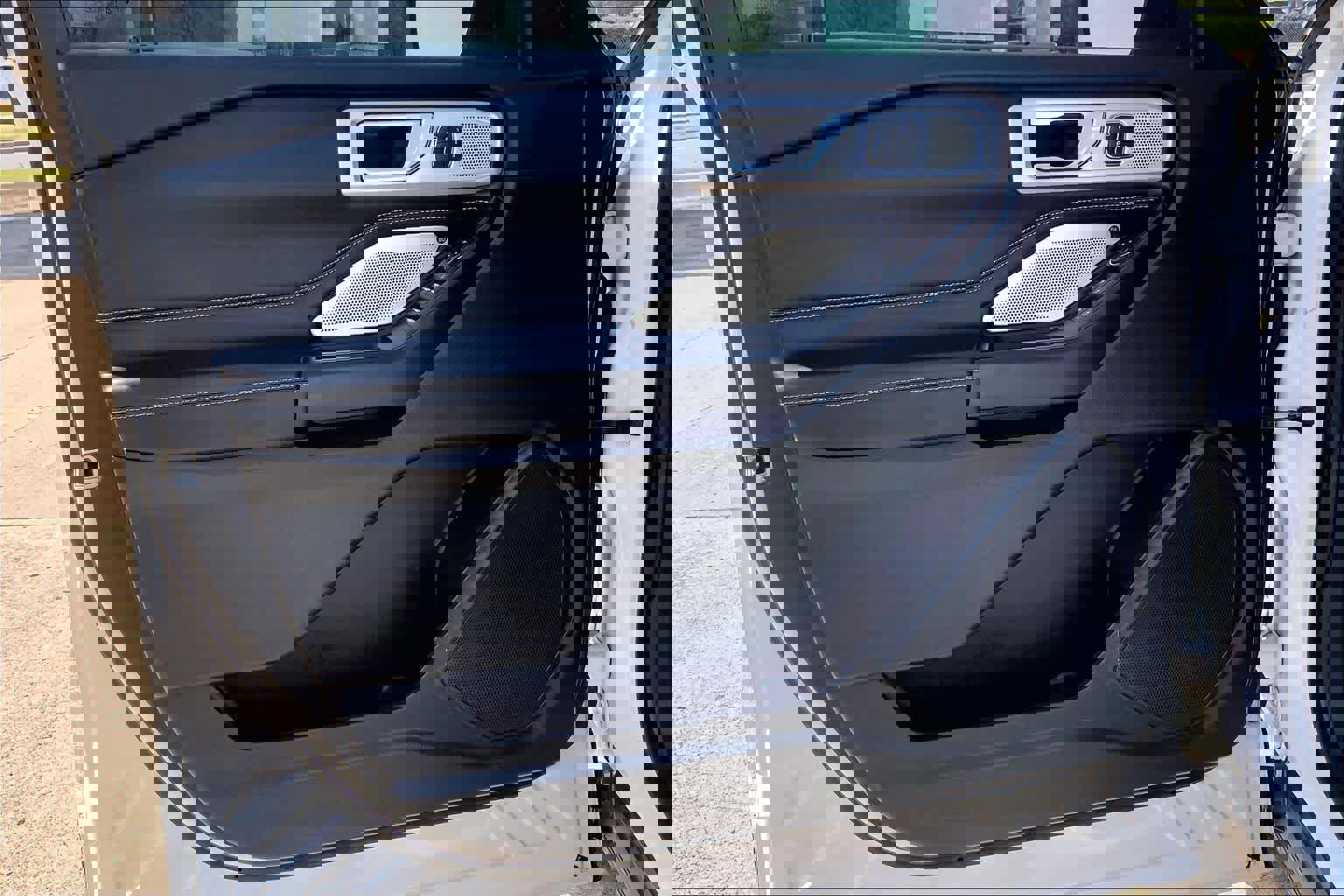 Used 2020 Ford Explorer ST w/ Premium Technology Package image 22