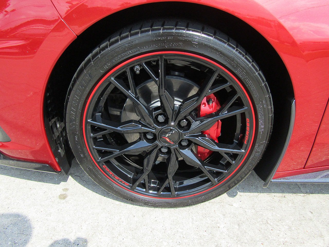 Used 2024 Chevrolet Corvette Stingray Preferred Conv w/ Stealth Interior Trim Package RWD image 25