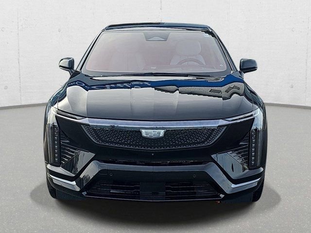 New 2026 Cadillac Optiq Sport 2 w/ LPO, Floor Liner Package image 2